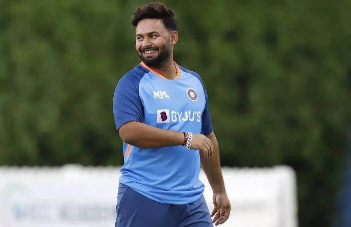 Rishabh pant met with a car accident