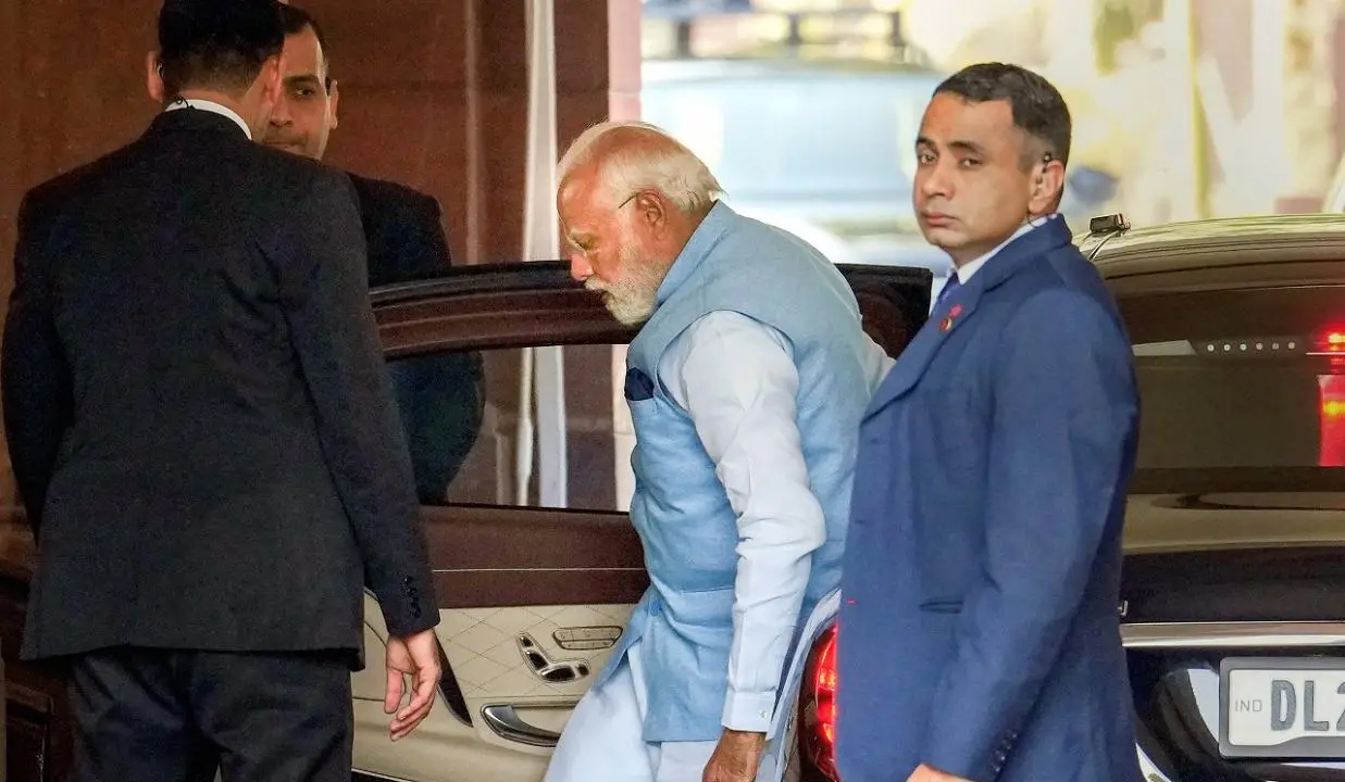 Modi-jacket