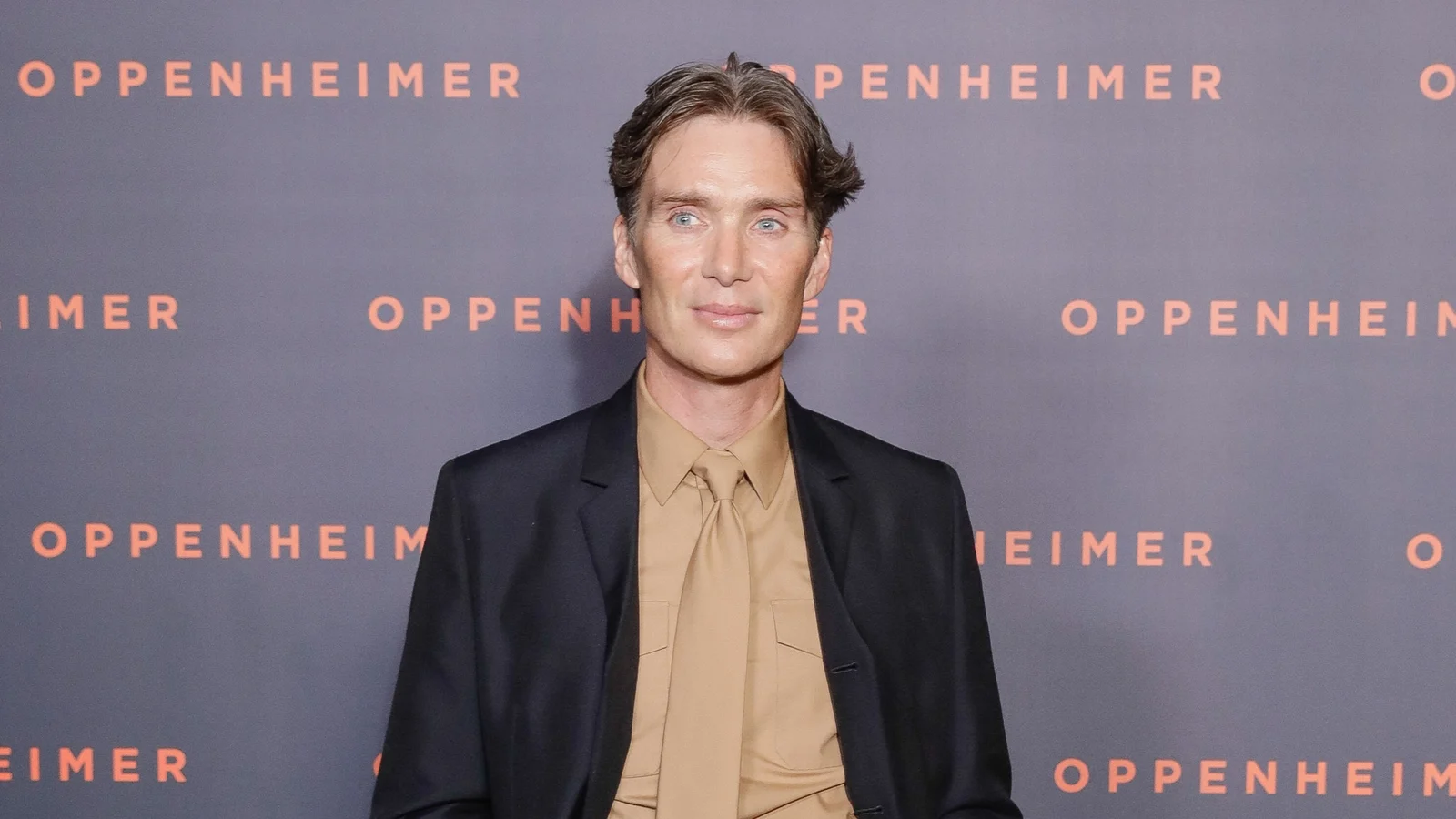 Oppenheimer Star Cillian Murphy Reveals He Read Bhagwad Gita