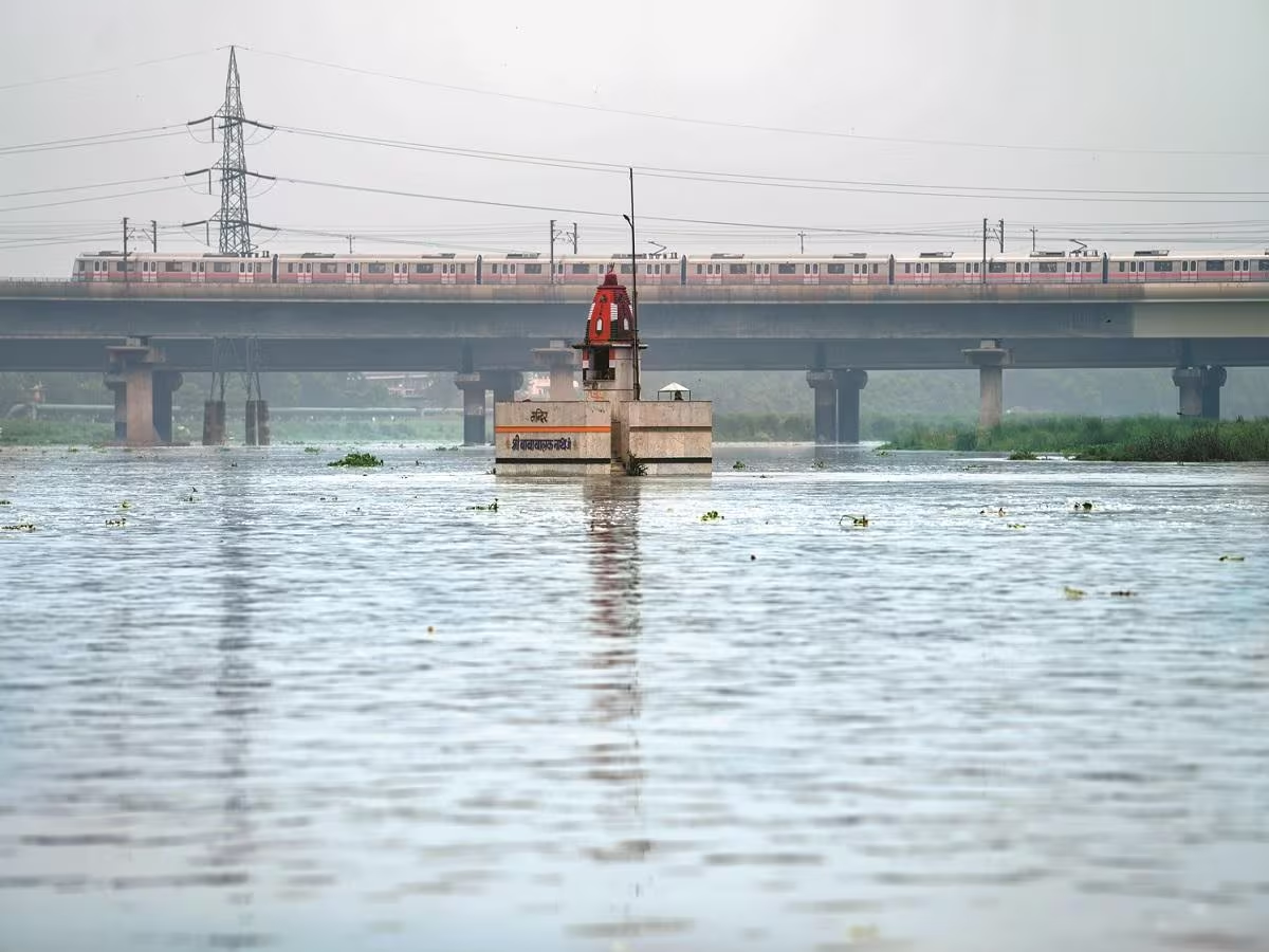 दिल्ली: Delhi Floods