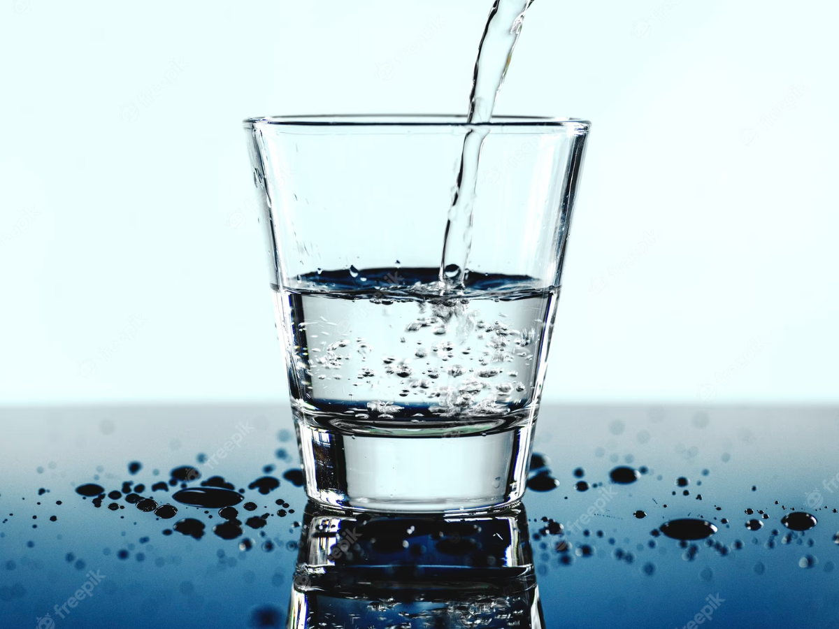 United States Woman Dies After Drinking 2 Litres Of Water In 20 Minutes Order Of India