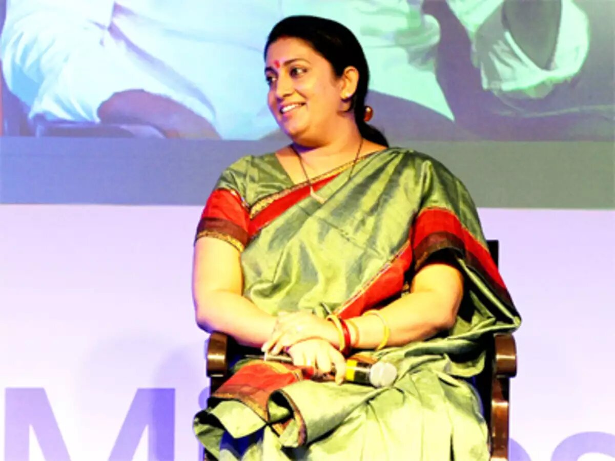 smiriti irani