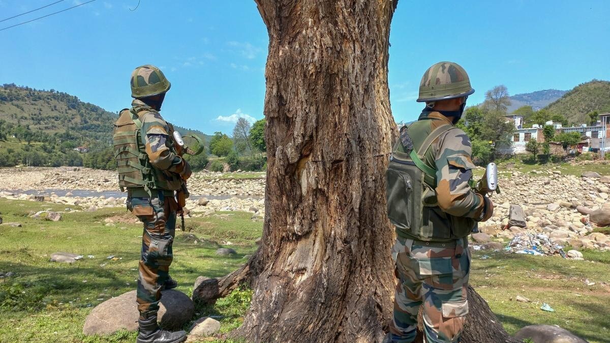 Encounter In Jammu And Kashmir’s Pulwama, Terrorist Killed