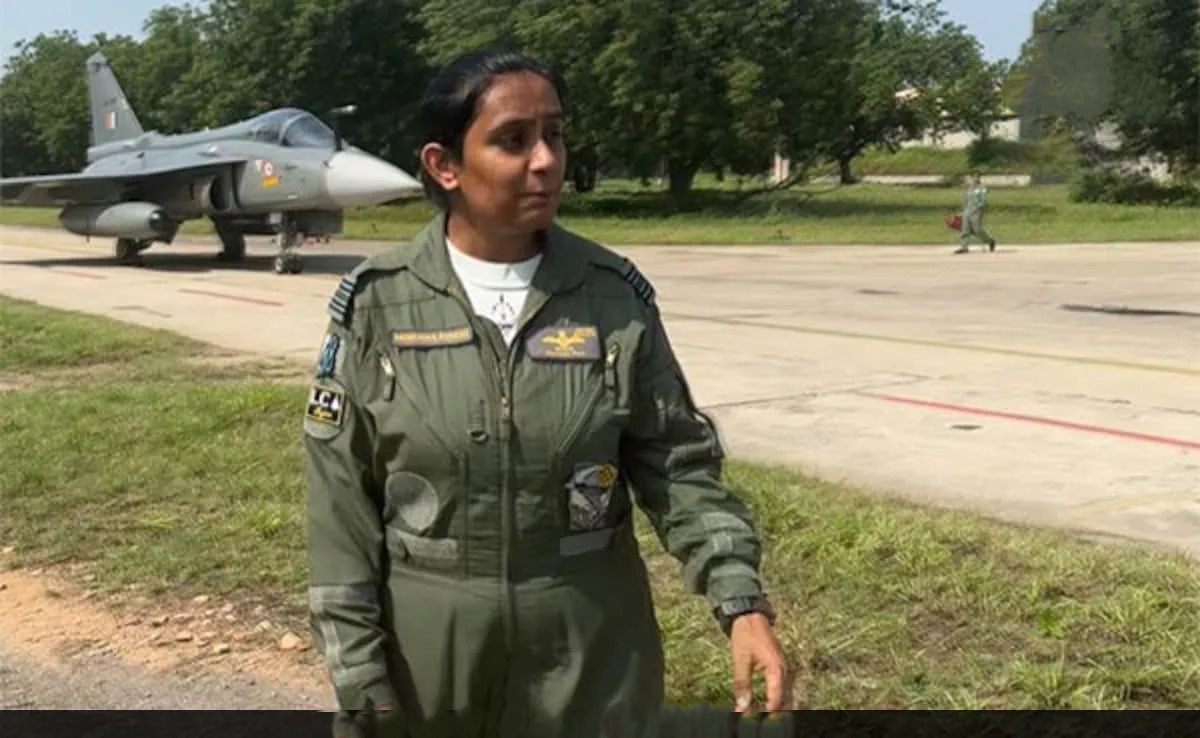 Mohana Singh Becomes First Woman Fighter Pilot In LCA Tejas Fighter Fleet