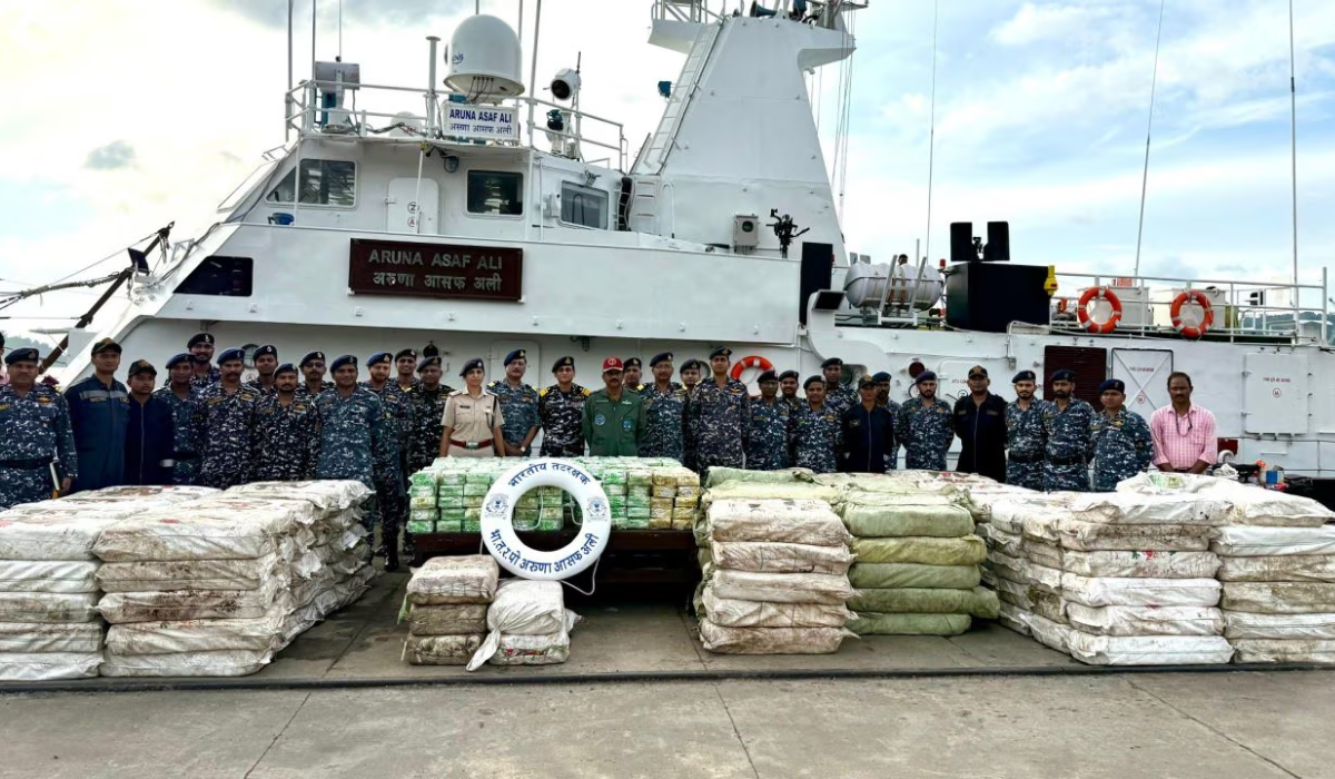 500 kg of Crystal Meth Seized from Two Boats in Arabian Sea; Investigation Underway